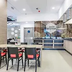 Ibis Styles 노비 삭츠