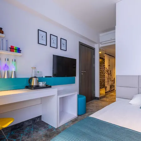 Ibis Styles 3*