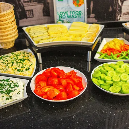 Ibis Styles Новий Сонч