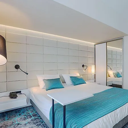 Ibis Styles Готель 3*