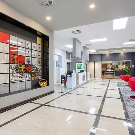 Szálloda Ibis Styles Újszandec