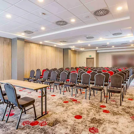 Ibis Styles 3* Újszandec